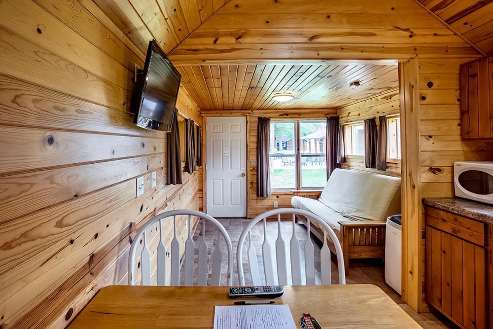 Big River Escape Riverside Cabins Buffalo City Kültér fotó